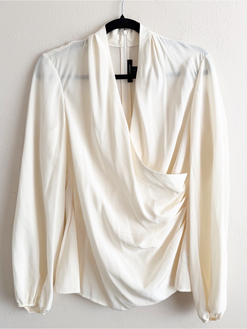 ST. JOHN Ivory Draped faux-wrap silk blouse size 8